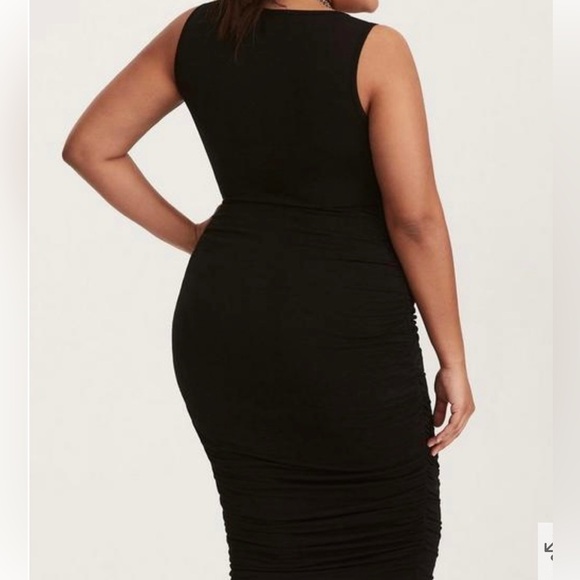 Torrid Black Shirred Jersey Bodycon Dress 5x 28 maxi - Picture 6 of 6